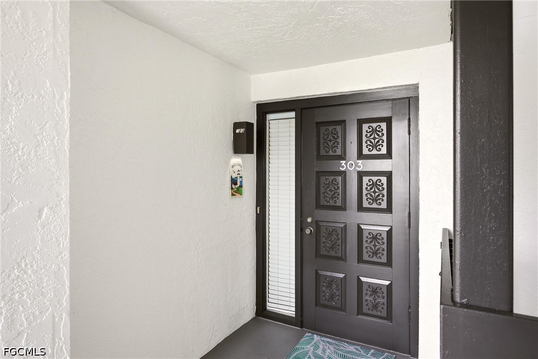 4586 Trawler Unit 303, Fort Myers, FL 33919