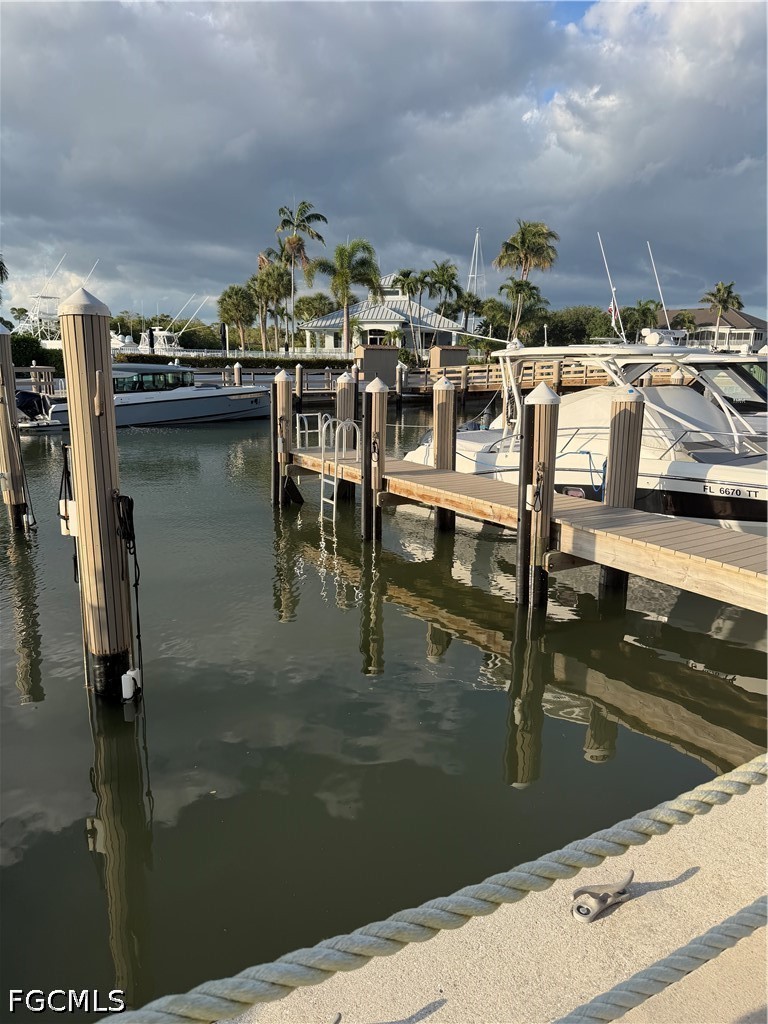 Dock