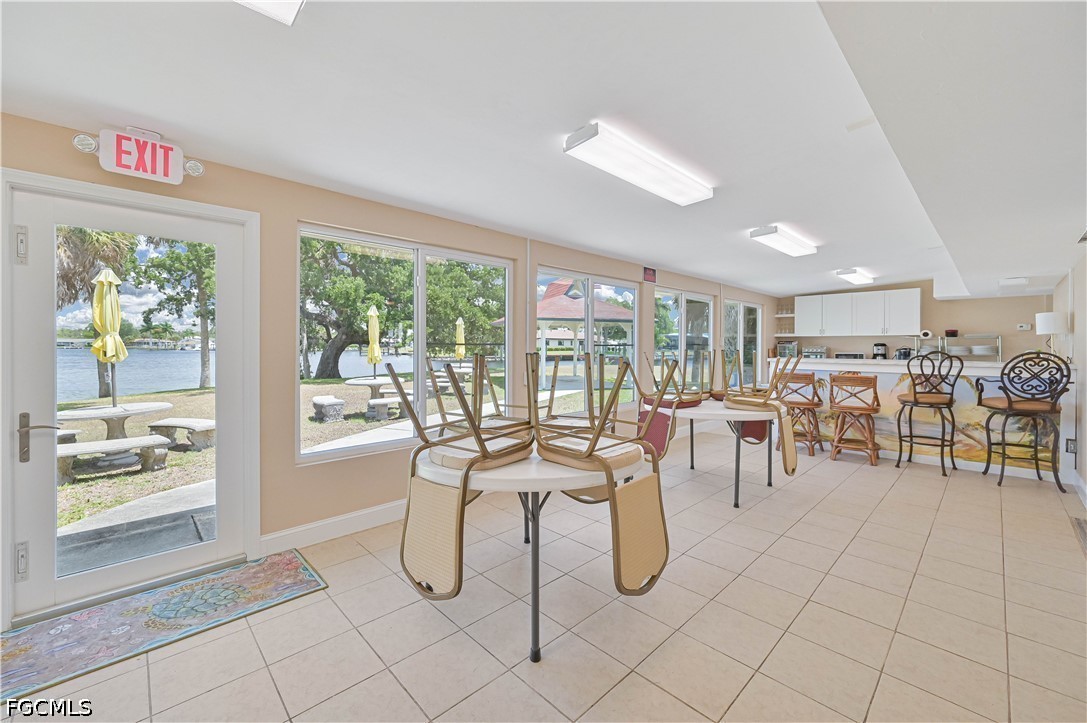 DiningArea