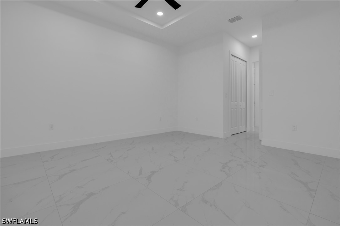 2909 Dora, Lehigh Acres, FL 33971