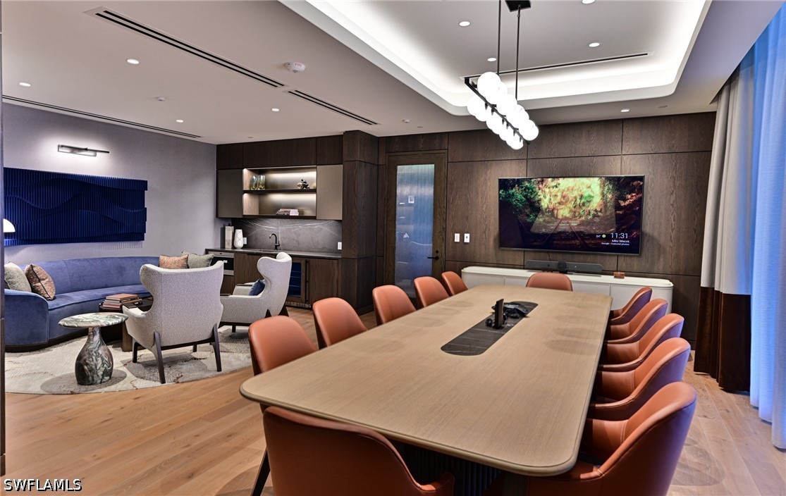 DiningArea