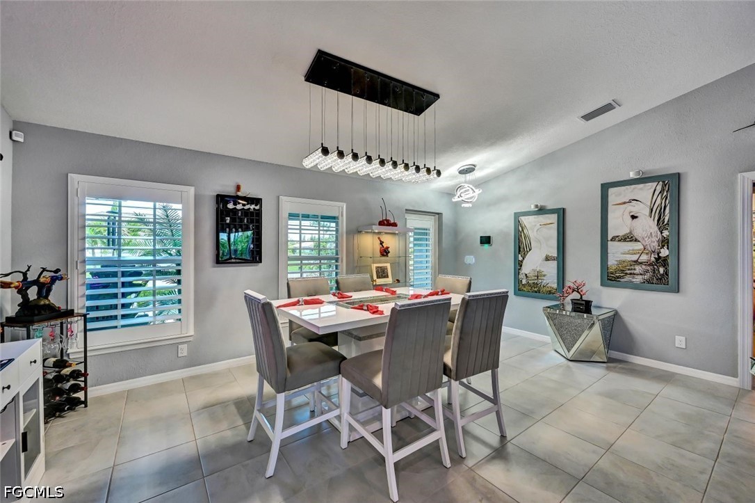 DiningArea