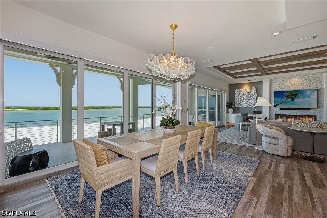 DiningArea