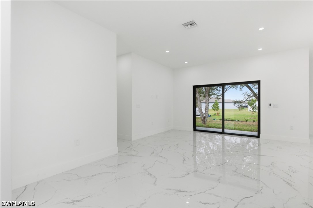161 Blackstone, Fort Myers, FL 33913