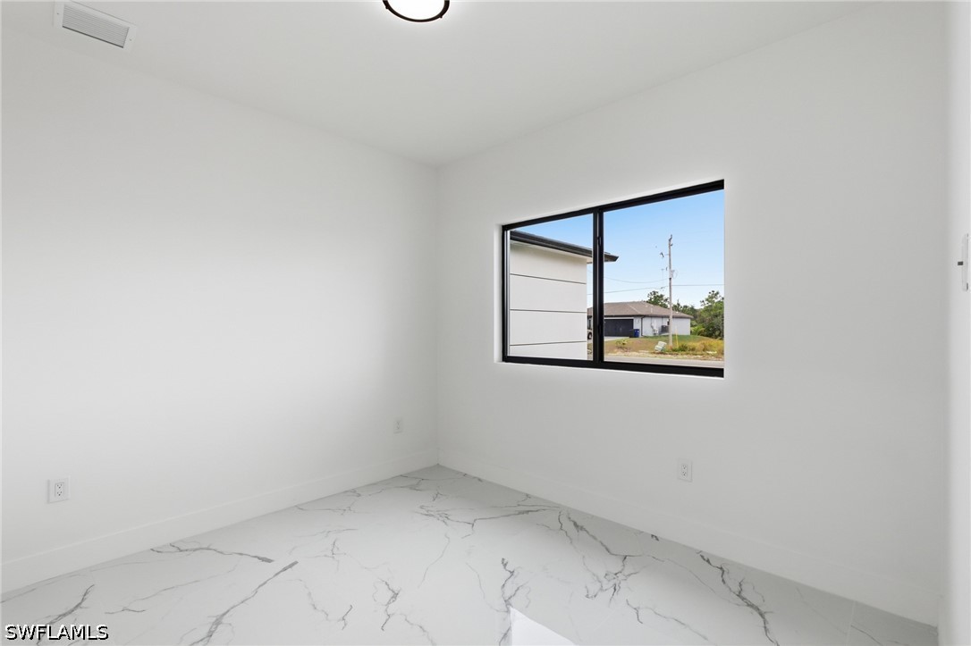 161 Blackstone, Fort Myers, FL 33913