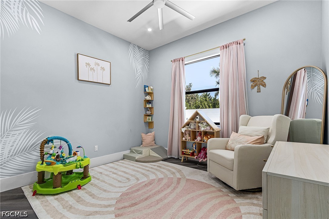 8800 Woodgate Manor, Fort Myers, FL 33908