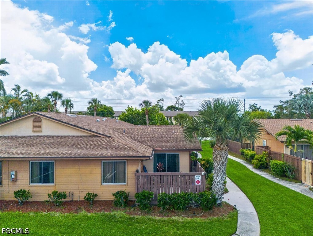 6315 Royal Woods, Fort Myers, FL 33908