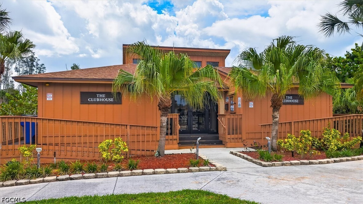 6315 Royal Woods, Fort Myers, FL 33908