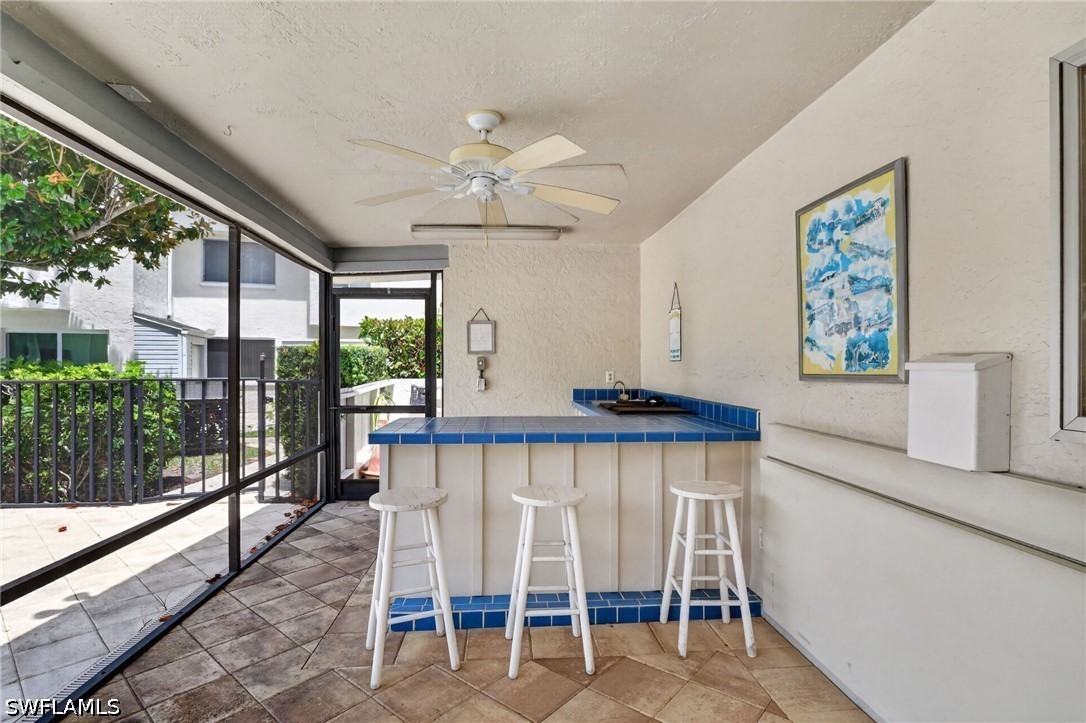 3044 Kings Lake Unit 7568, Naples, FL 34112