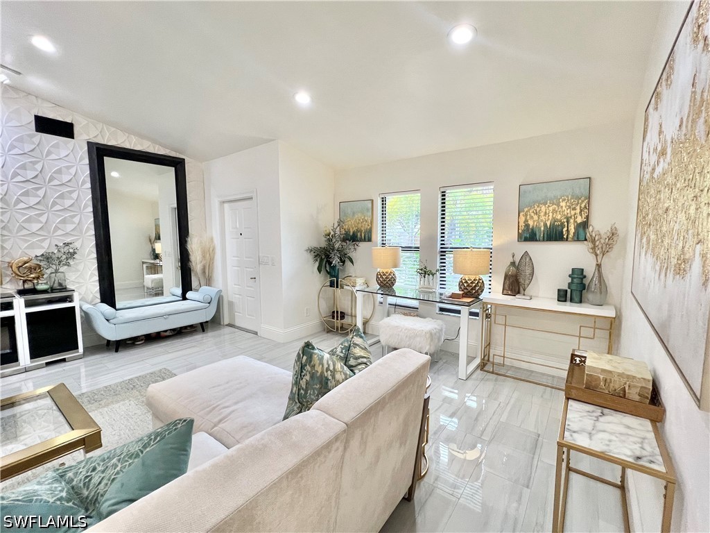 2499 River Reach, Naples, FL 34104