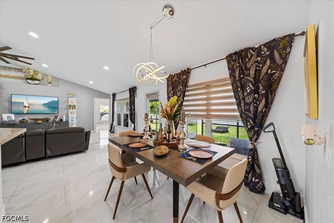 DiningArea