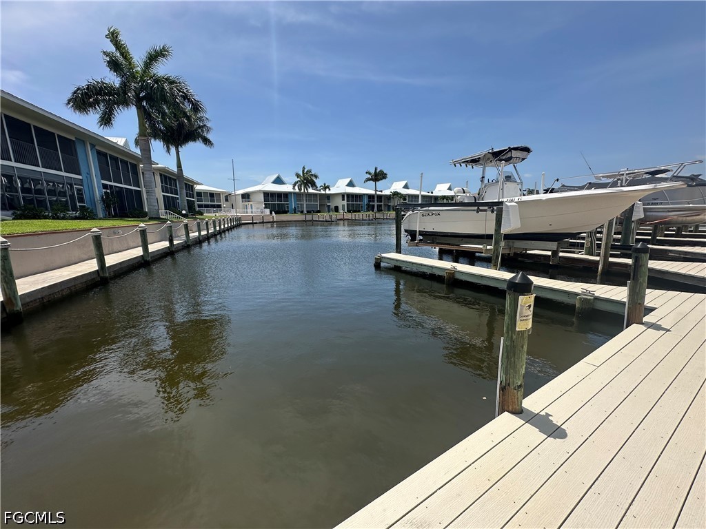 Dock