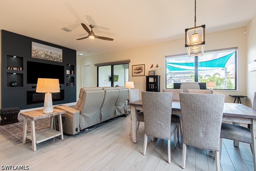 DiningArea