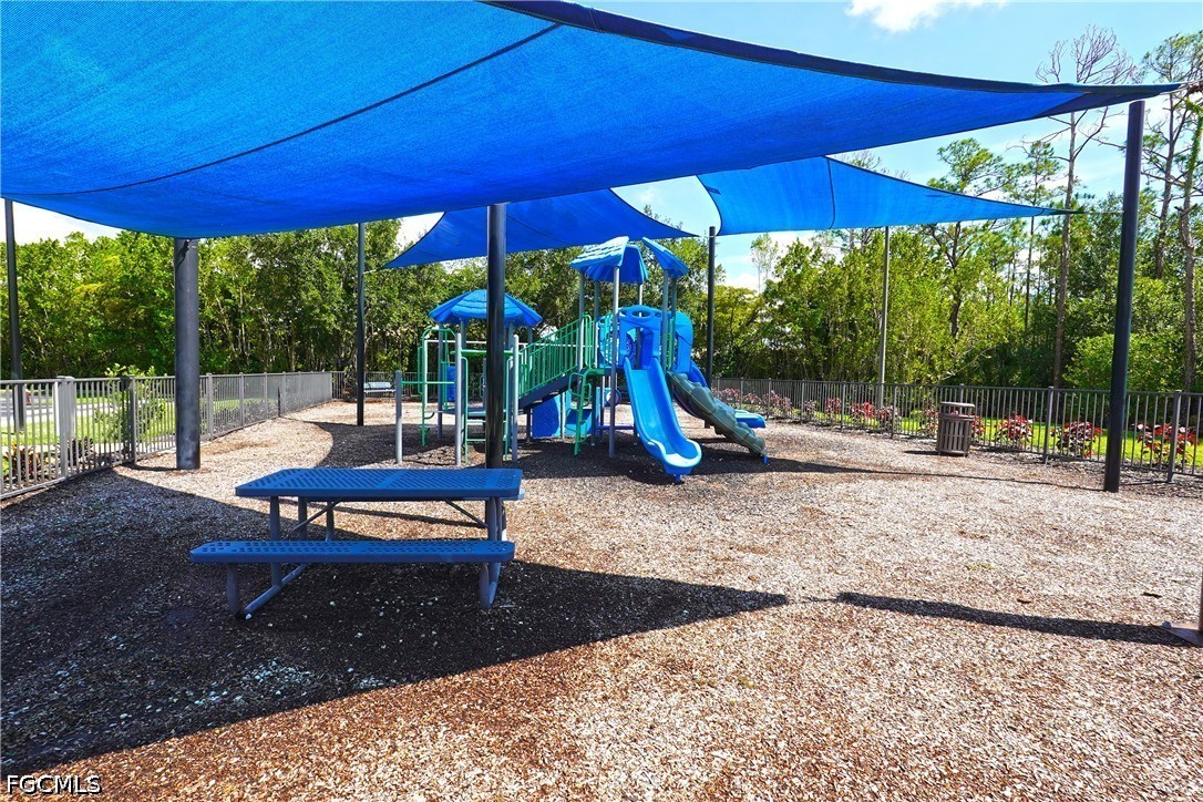 11265 Suffield, Fort Myers, FL 33913