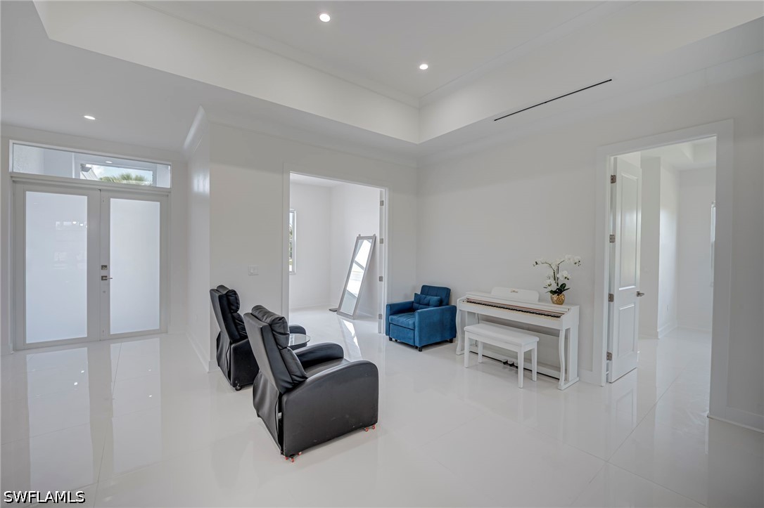 2662 36th, Naples, FL 34117