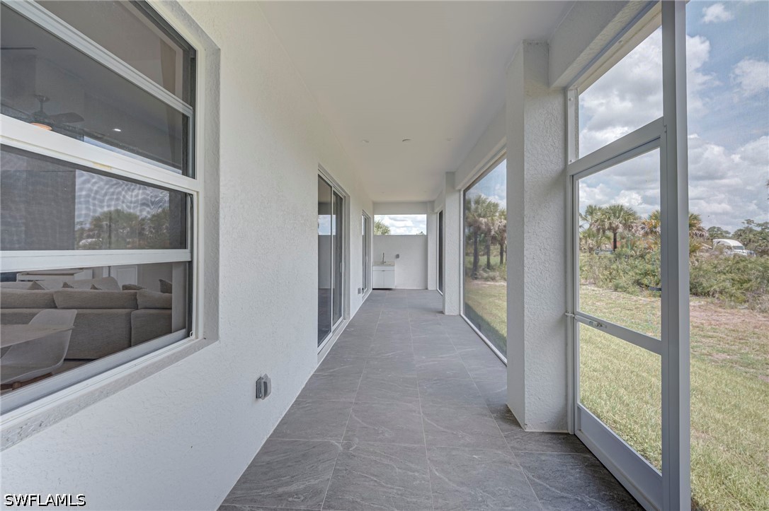 2662 36th, Naples, FL 34117