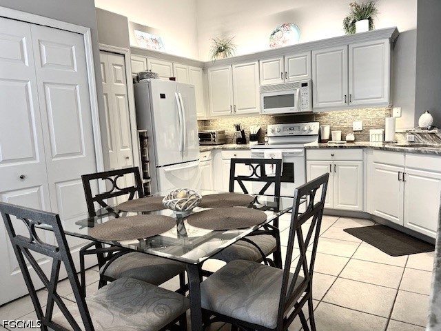 10113 Colonial Country Club Unit 2205, Fort Myers, FL 33913