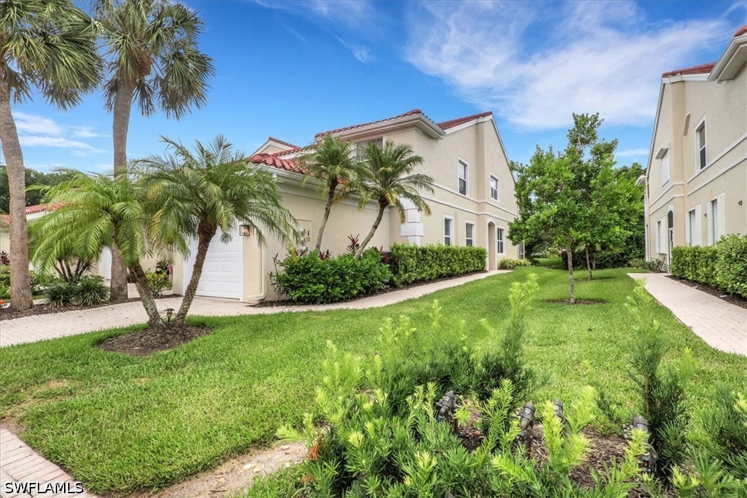 890 Eastham Unit Q102, Naples, FL 34104