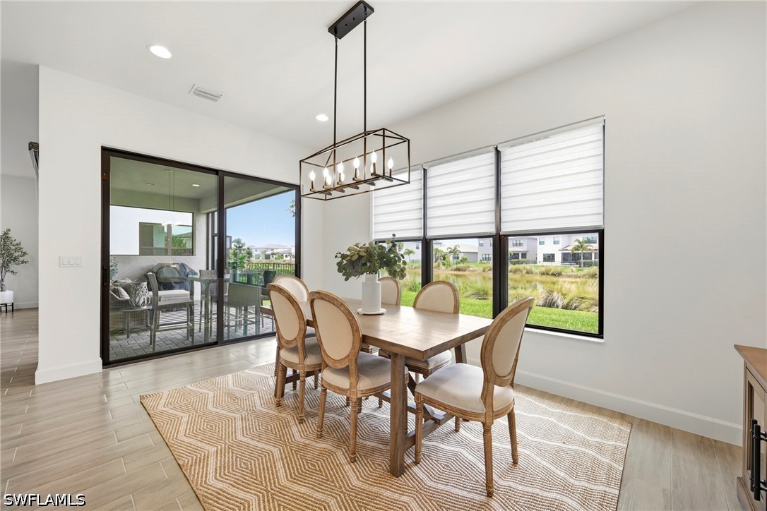 DiningArea