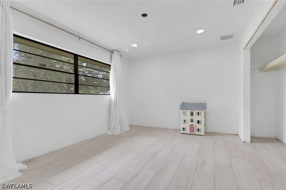 27126 Rue De Paix, Bonita Springs, FL 34135