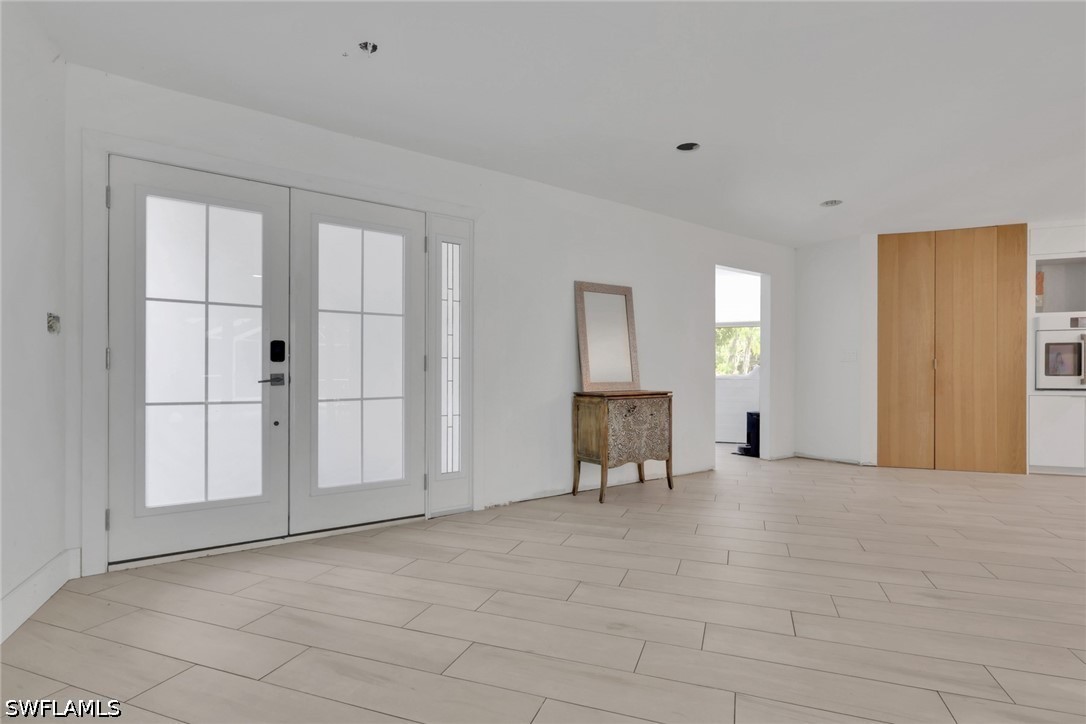 27126 Rue De Paix, Bonita Springs, FL 34135