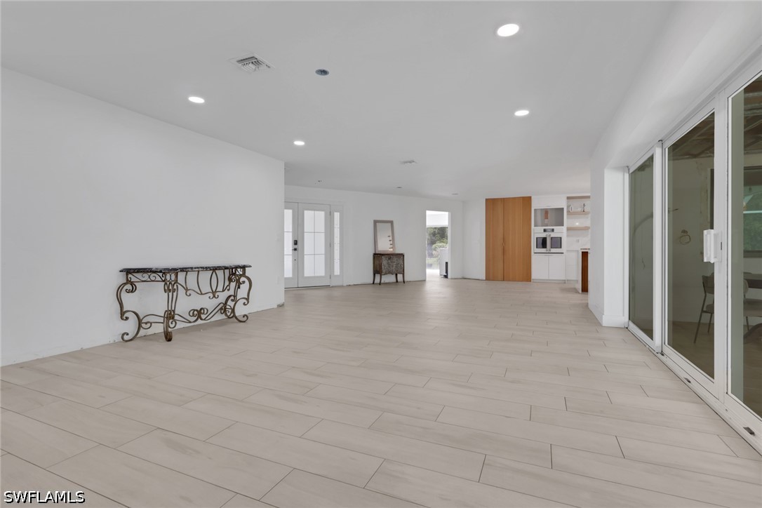 27126 Rue De Paix, Bonita Springs, FL 34135