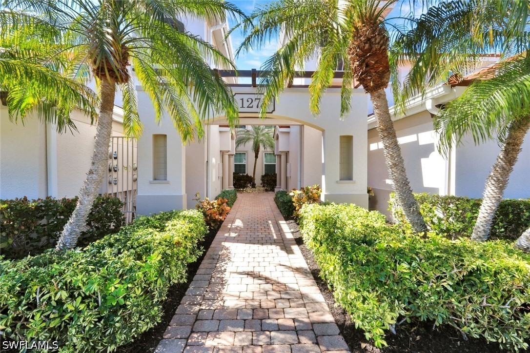 1277 Rialto Unit 201, Naples, FL 34114