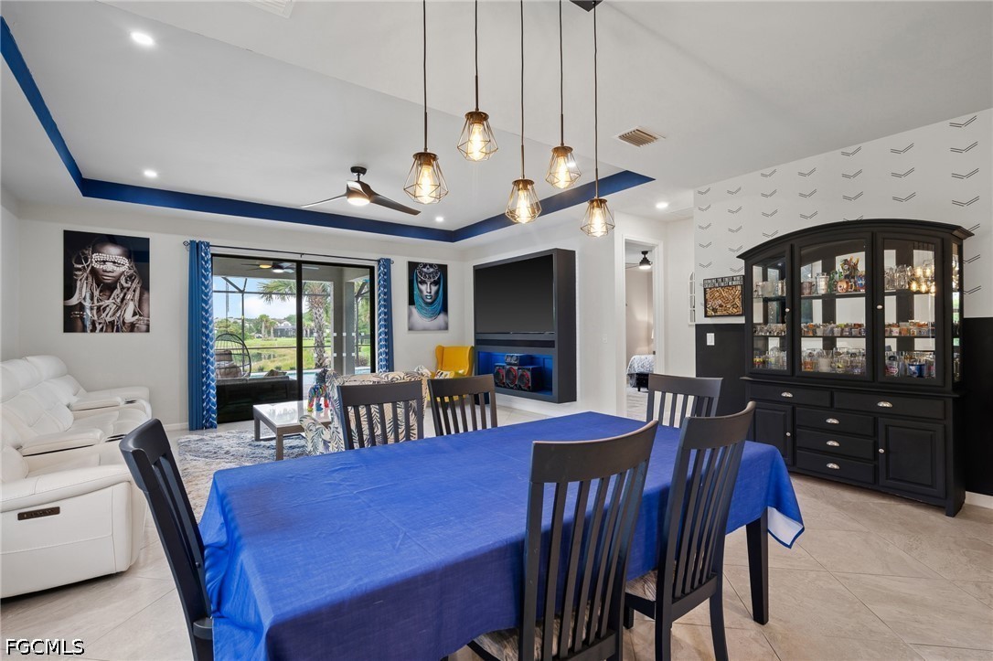 DiningArea
