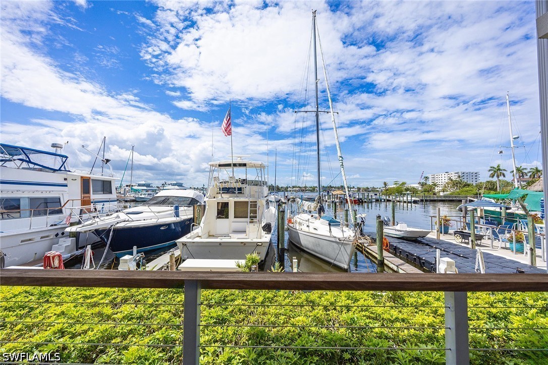 Dock