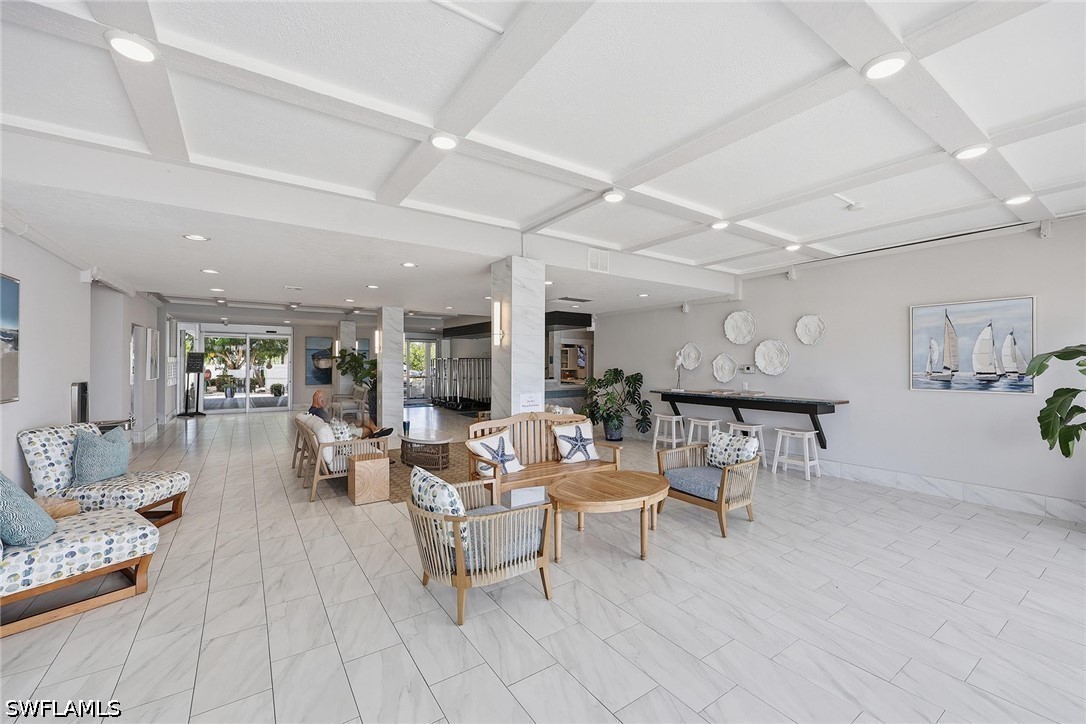 900 Broad Unit 125, Naples, FL 34102