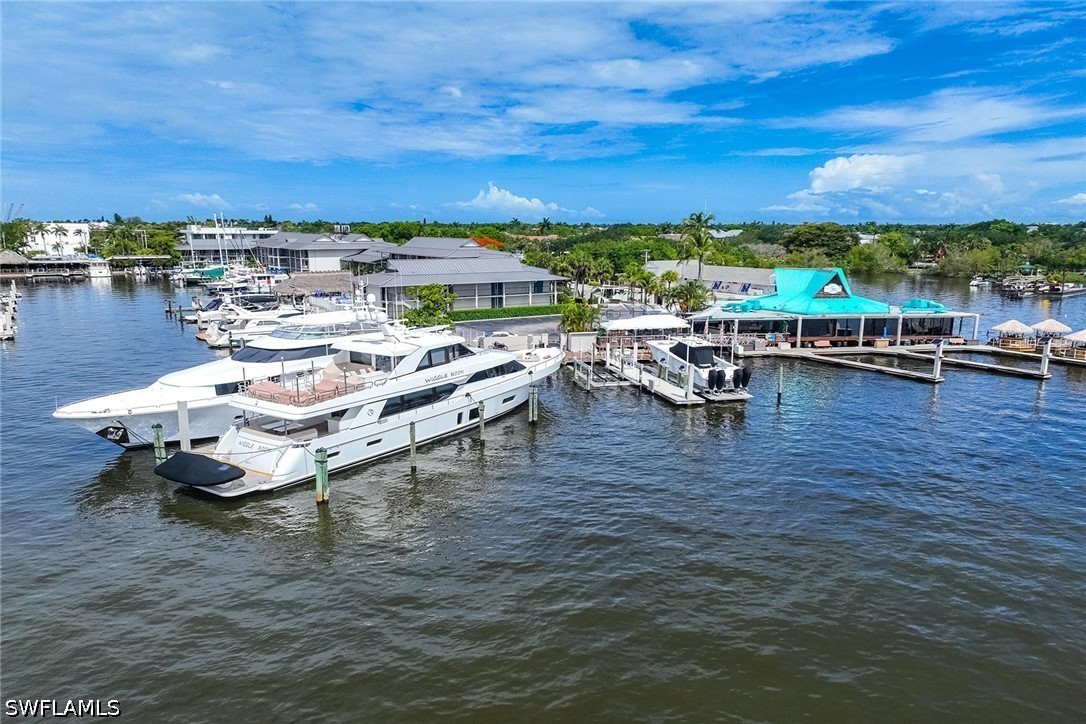 Dock