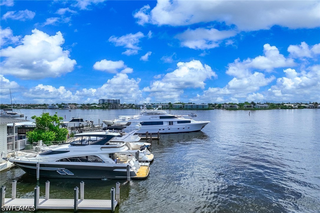 Dock