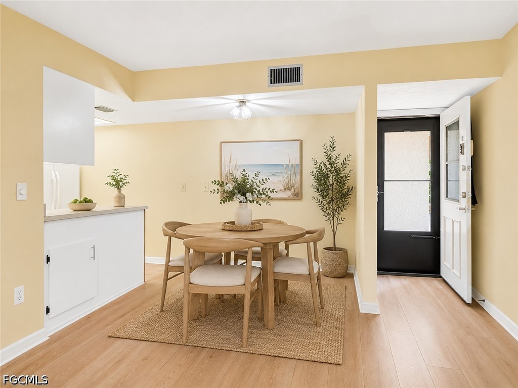 DiningArea