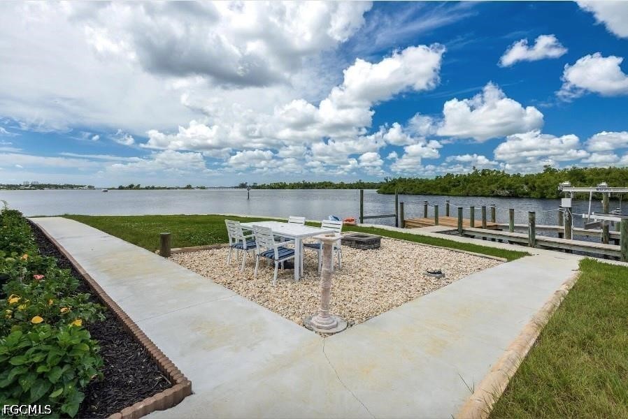 4885 Riverside, Fort Myers, FL 33905