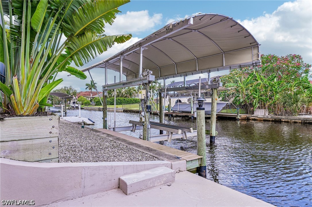 Dock