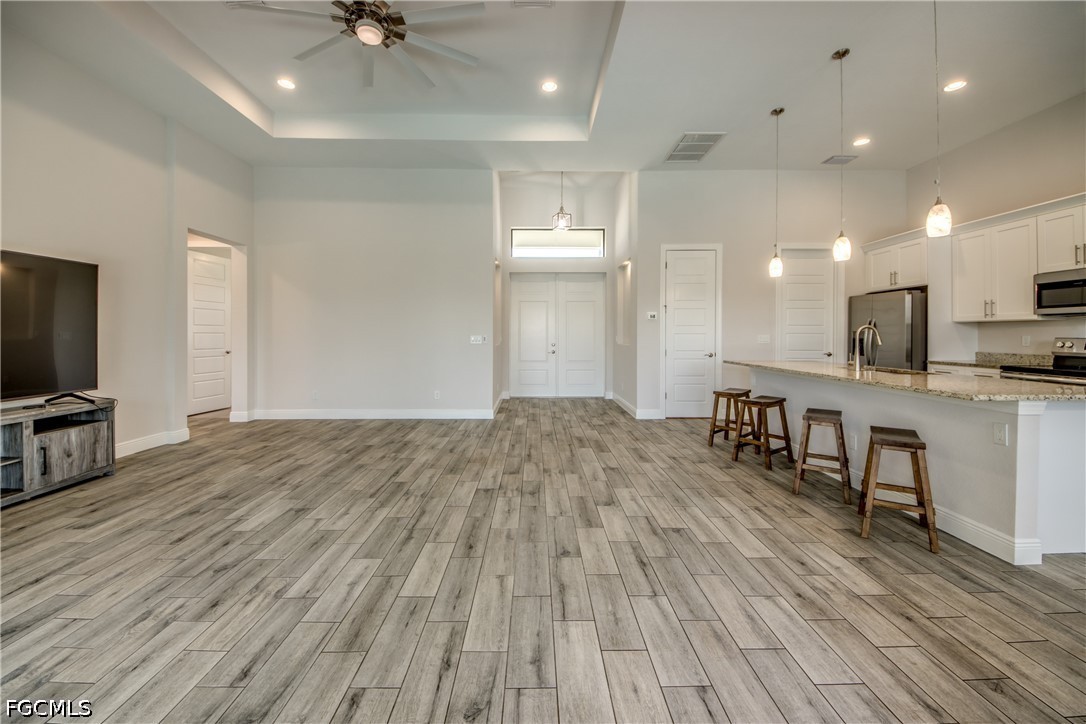 203 14th, Cape Coral, FL 33991