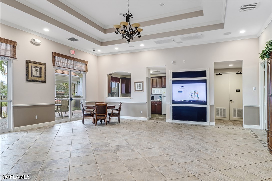 15454 Summit Place Unit 125, Naples, FL 34119