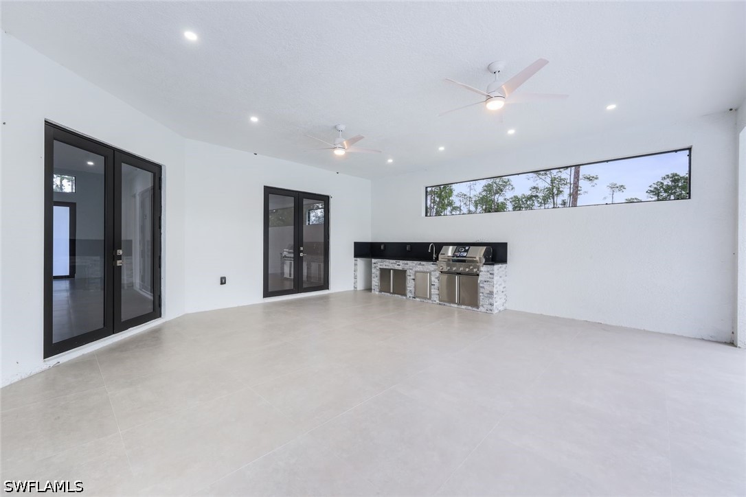2806 Golden Gate, Naples, FL 34120