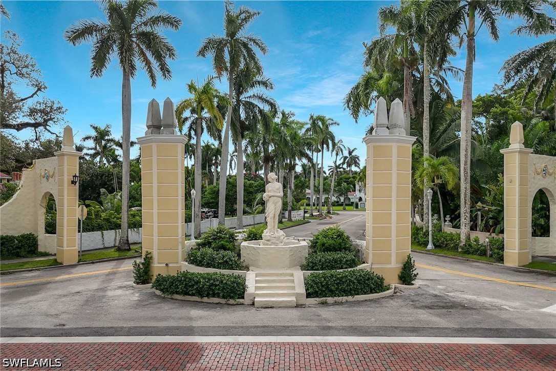 1755 Oakley, Fort Myers, FL 33901