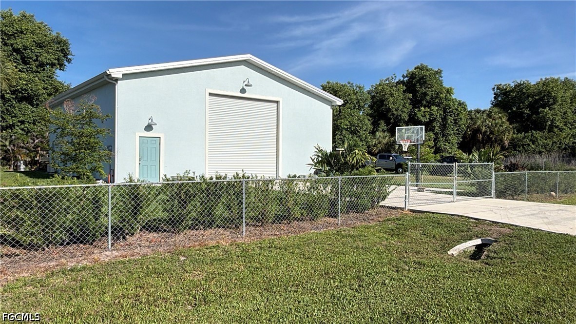 6011 Jadestone, Fort Myers, FL 33905