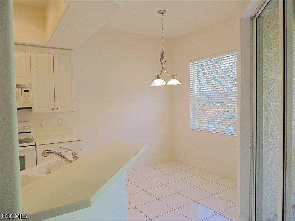 6020 Jonathans Bay Unit 202, Fort Myers, FL 33908