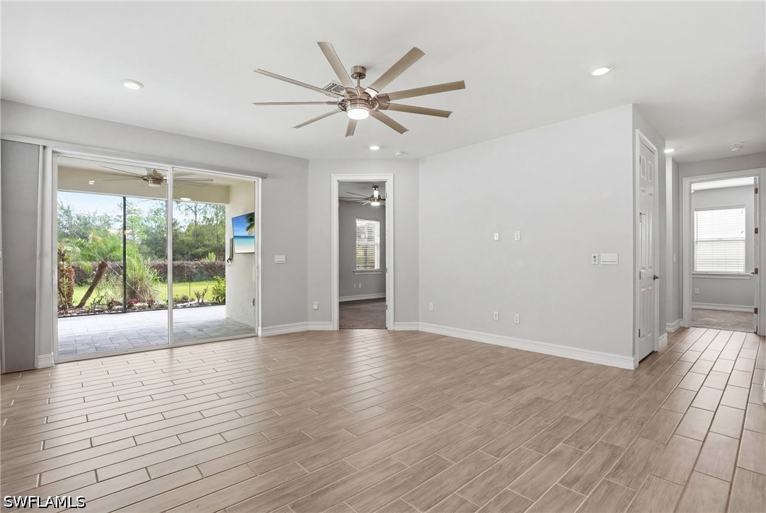28009 Seasons Tide, Bonita Springs, FL 34135