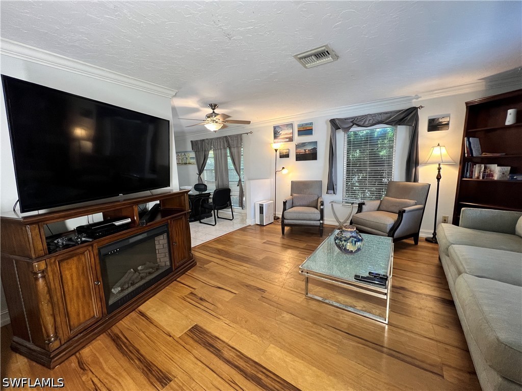 LivingRoom