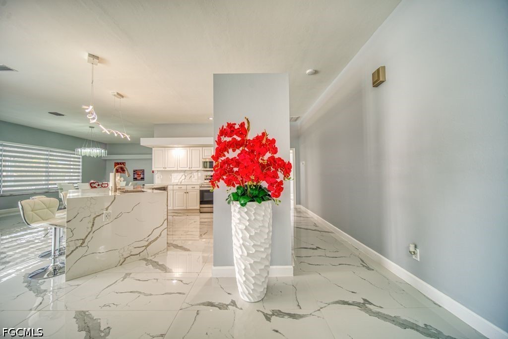 946 23rd, Cape Coral, FL 33990