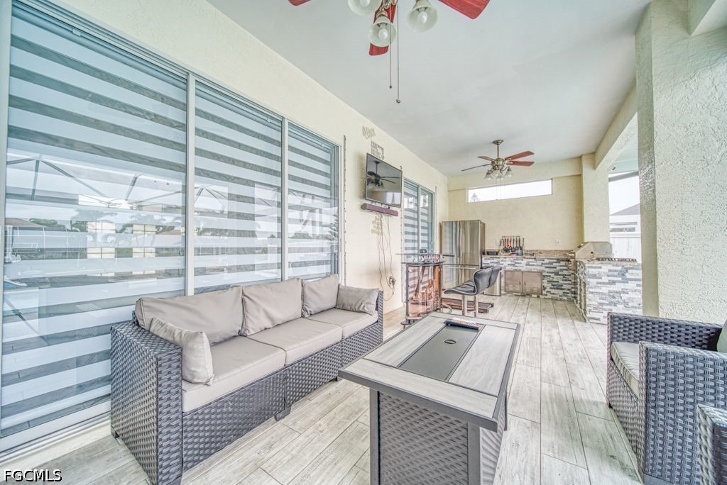 946 23rd, Cape Coral, FL 33990