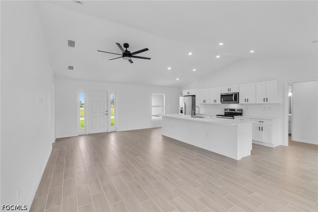 2221 43rd, Cape Coral, FL 33993