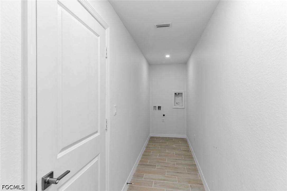 2221 43rd, Cape Coral, FL 33993