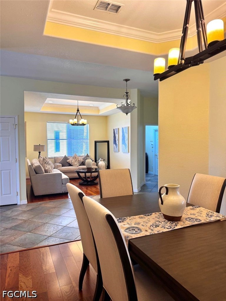 DiningArea