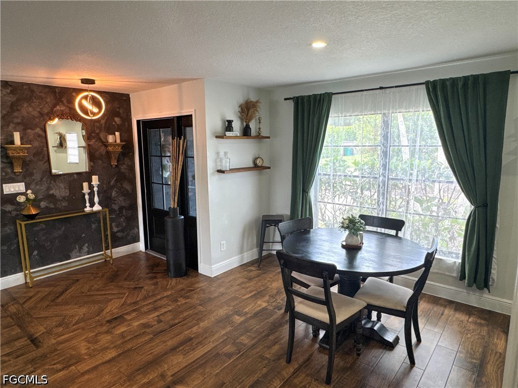 DiningArea