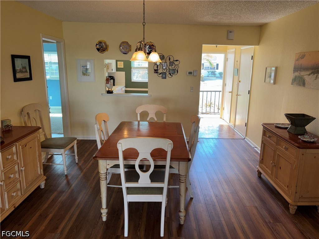 DiningArea